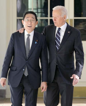 韓国の元徴用工解決策でバイデン米大統領声明「日米韓の関係強化と充実を期待」
