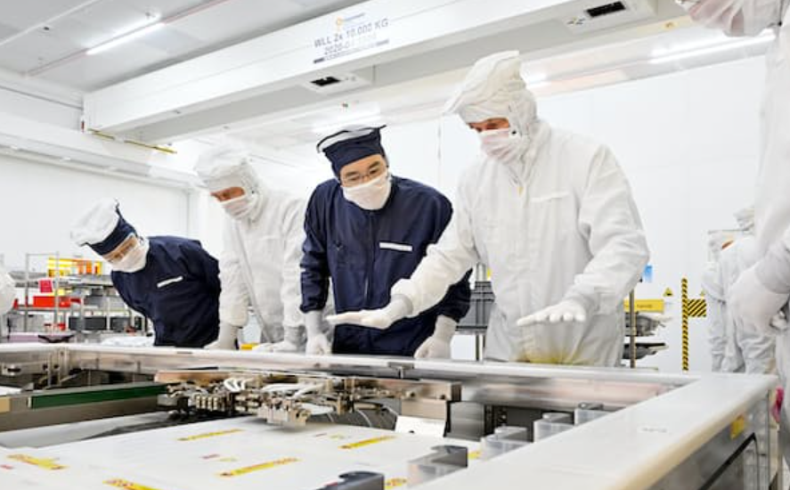 サムスン、日本に半導体開発拠点　素材・装置企業と研究