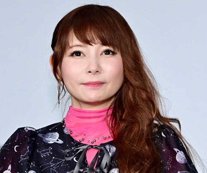 【芸能】中川翔子、斬新な機内食に困惑「味がしない出汁がないラーメン」