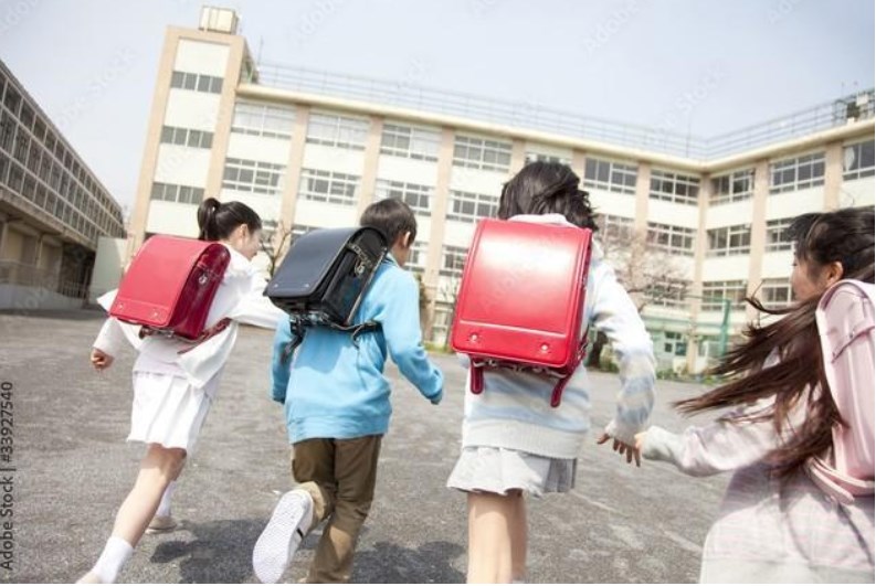 女子小学生のほしいおもちゃ、低学年で「コスメ」願望も