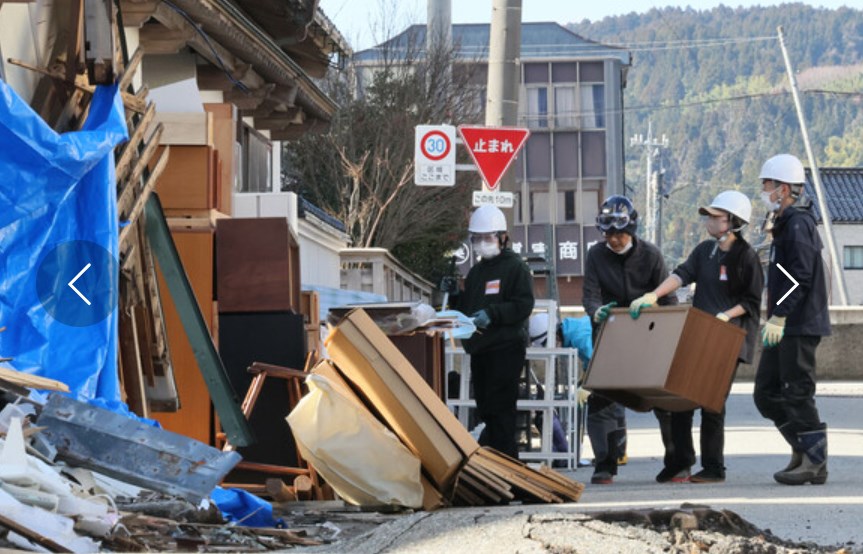 石川県のボランテァ、金沢と被災地をバスで往復8時間かけて移動し現地で4時間だけ活動する日々