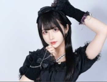 【整形アイドル】「ブ○じゃん」　整形アイドル、ビラ配り中の“心ない声”に「涙が止まらなくなってしまい」　経験明かした投稿へのエールに感謝