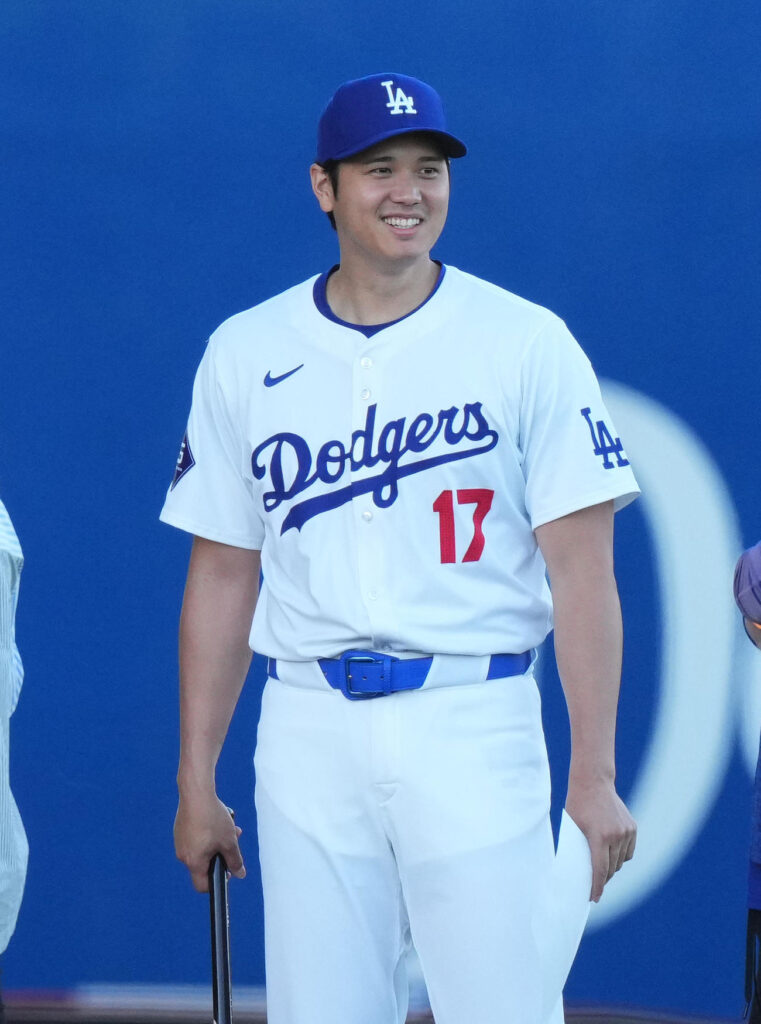 【MLB】大谷翔平のパンツが透けていると米紙が話題に　MLB新ユニ、ズボンの生地が薄すぎると批判も