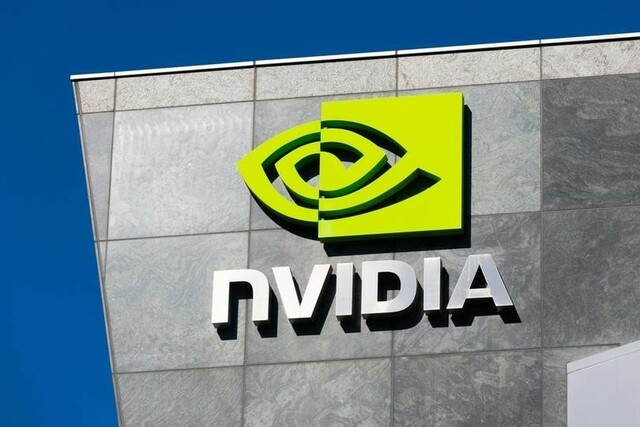 NVIDIA、純利益８．７倍！！！