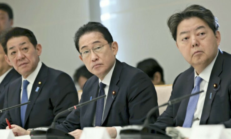 被災した高齢世帯への３００万円給付、若者・子育て世帯にも拡大…首相「できることは全てやる」