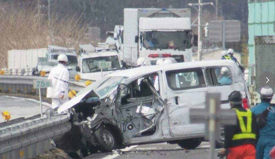 【事故】上信越道で同時間帯に約20件、48台絡む事故　1人死亡、13人重軽傷　ドライバーが恐怖語る「濃い霧で前が見えなかった…大型トラックが突っ込んでっきた」