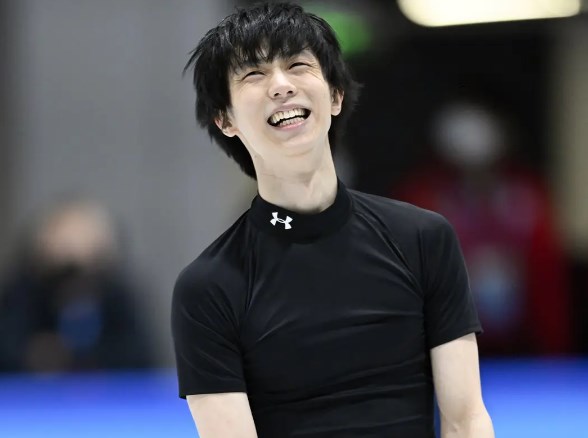 【フィギュア】羽生結弦　チケットに「8000円写真集」を“抱き合わせ”…アイスショーの“アイドル風”販売が話題に