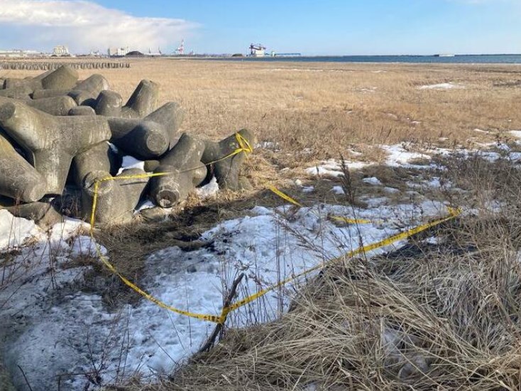 【事件】海岸に成人とみられる性別不明の焼死体「海岸に焼けた跡がある」通りかかった人が発見し通報　自殺と事件の両面で捜査　北海道釧路市