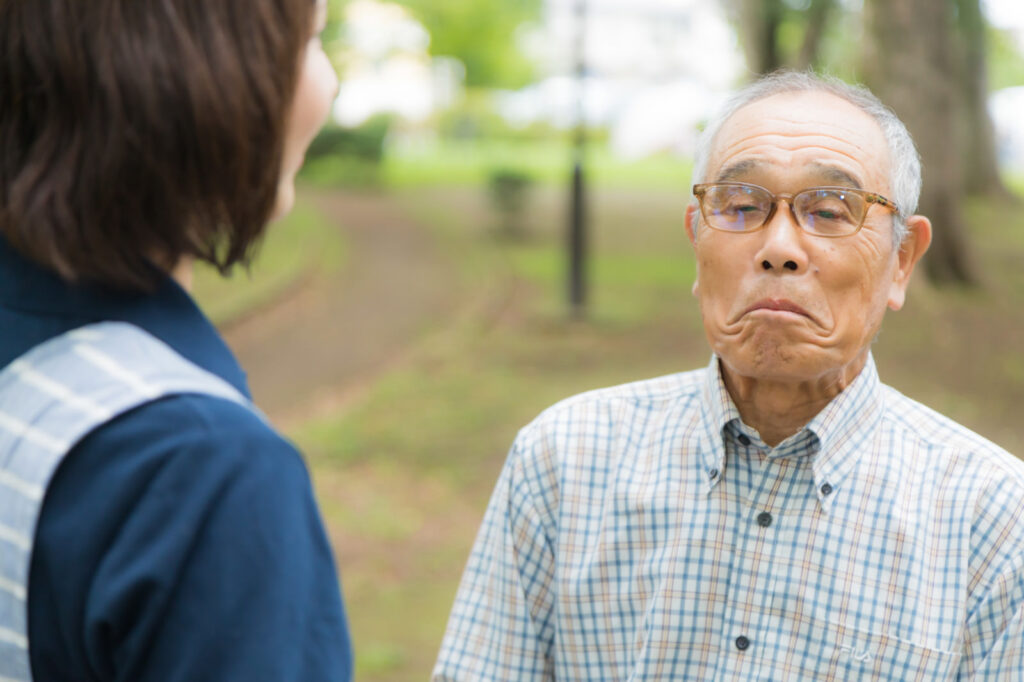 【72歳無職の男が窓口で出会った40代女性に恋愛感情】ストーカー行為で逮捕    氏名・連絡先を要求する手紙を4回送る